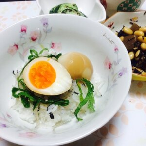 ひとりランチに～しらす丼